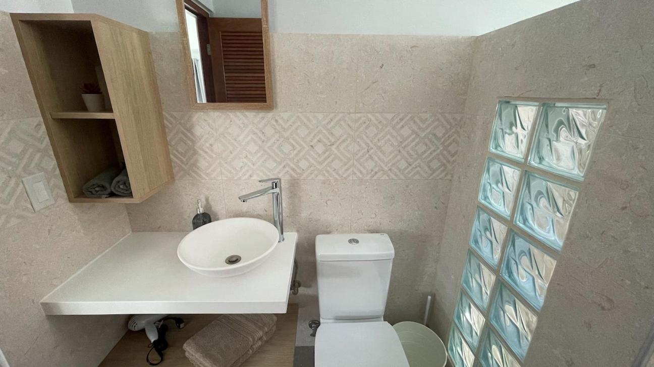 Апартаменты Whitehouse Boulevard, Close To Mambo Beach And City Centre Виллемстад Экстерьер фото